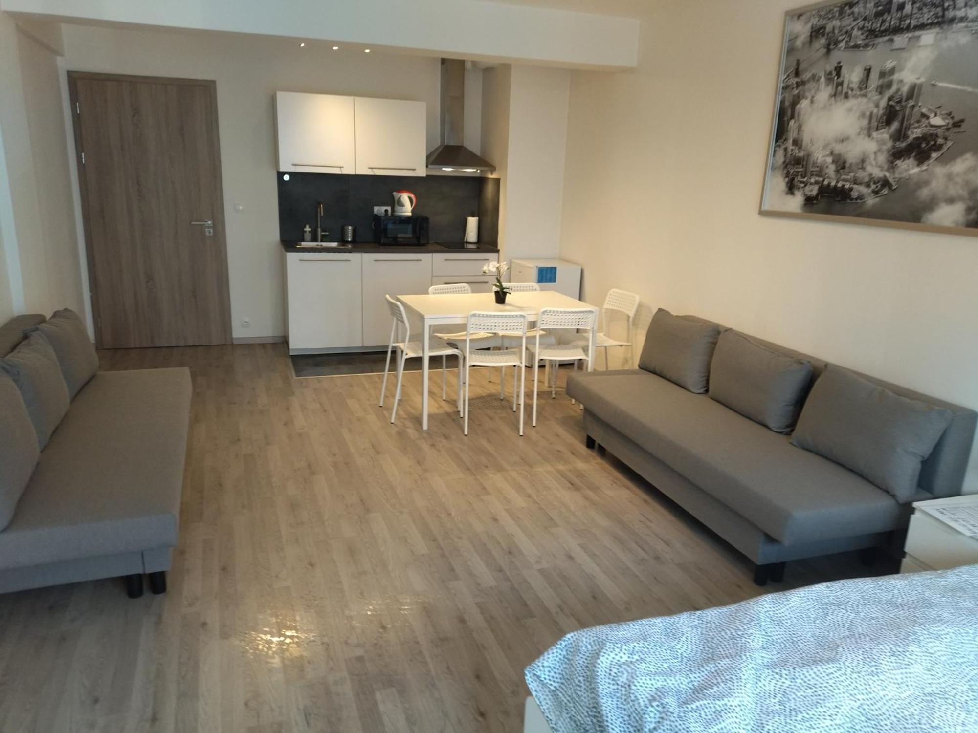 Brand New Studio Apartment #24 In Elite Residence With Free Secure Parking In The Center Prag Exterior foto